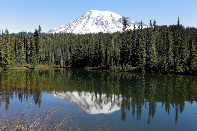 Reflection-Lake-4-Border-Maker