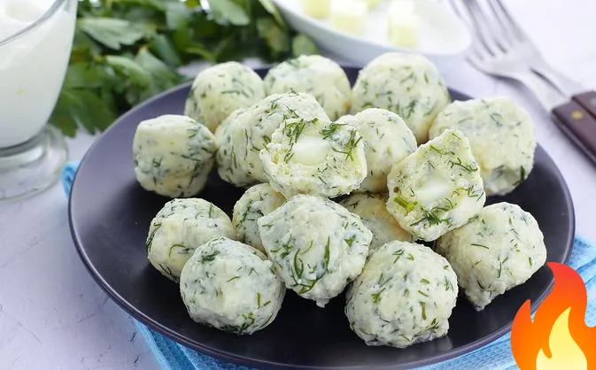 Постер Ленивые творожные вареники с рисовой мукой и сырной начинкой