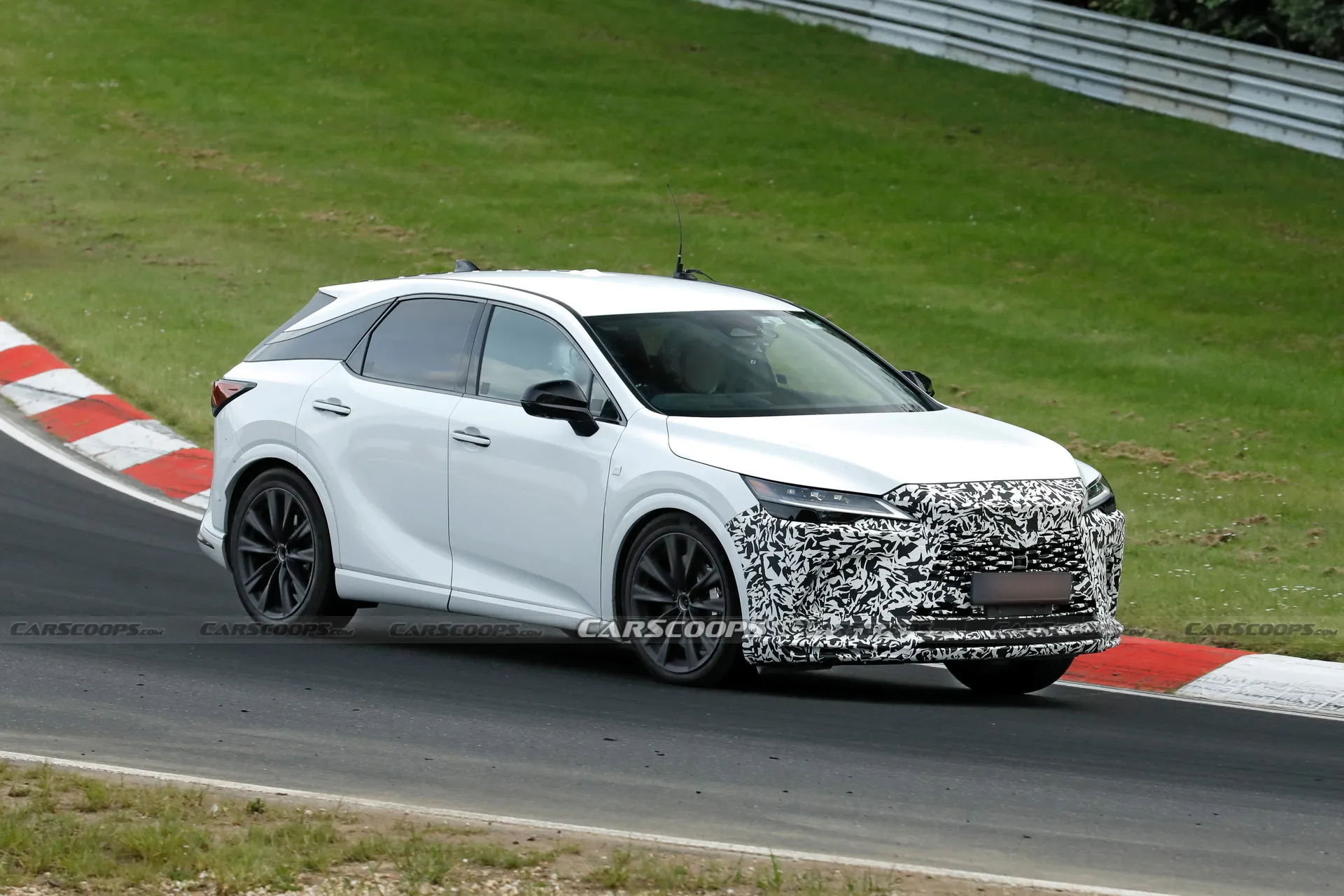 Lexus rx facelift spy shots 4