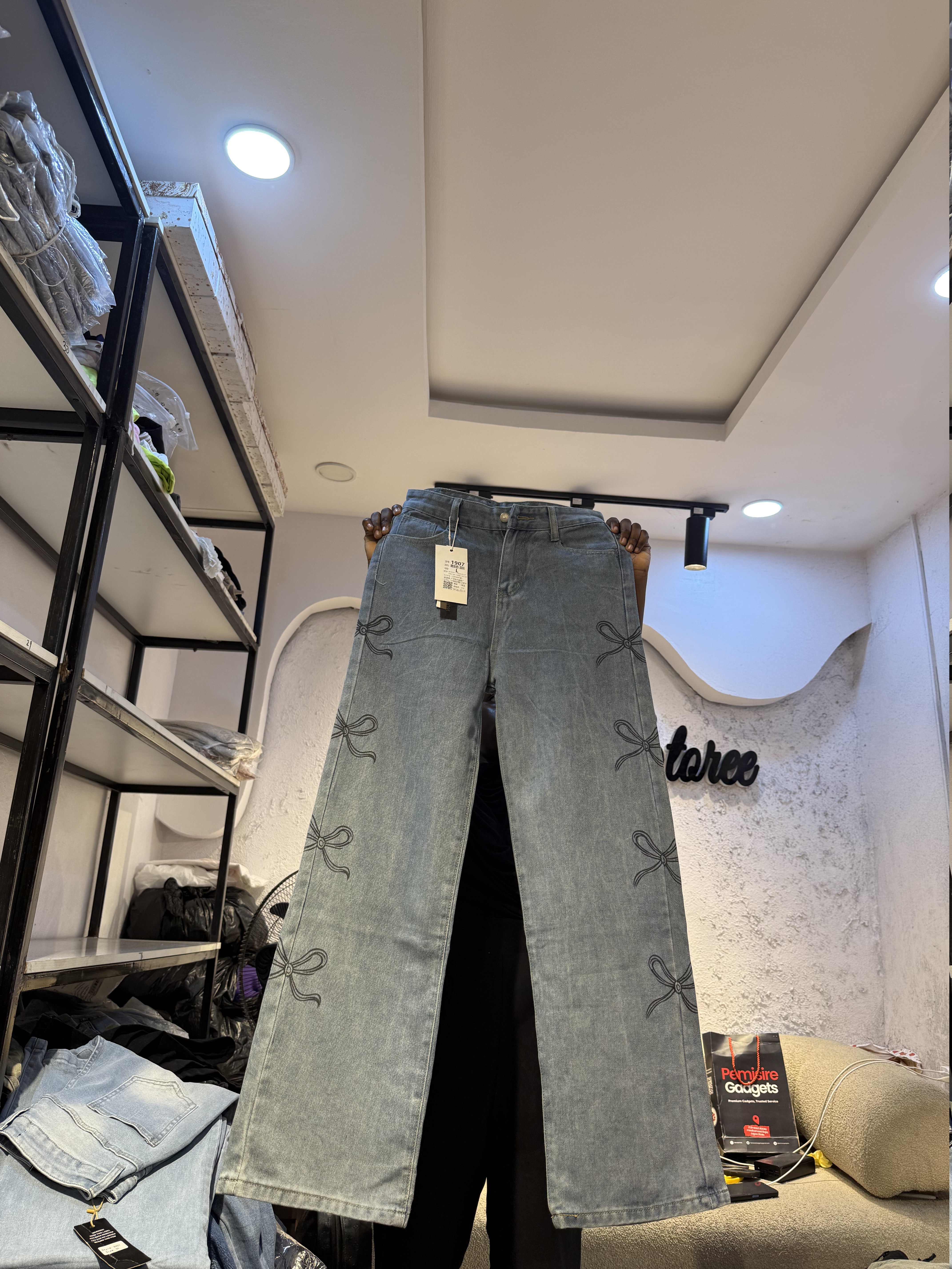 Waist 30