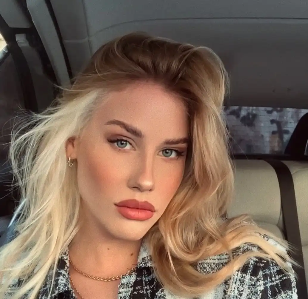 Alina Efimova Wallpapers Insta Fit Bio (10)