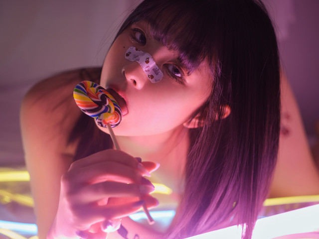 0052