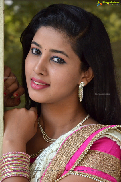 pavani pink saree2