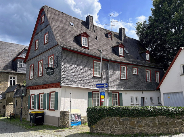 IMG-3016