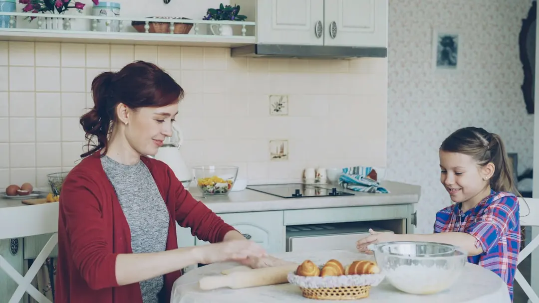 Refactorul de bucătărie aduce luminozitate și depozitare