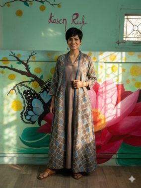 Embroidered kaftan