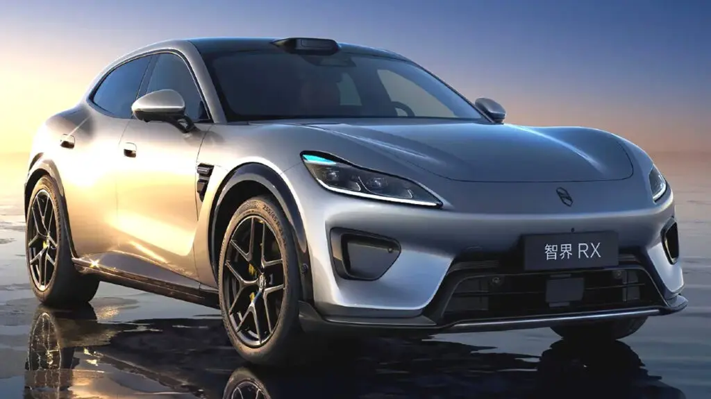 Noua călătorie a unui fost designer Ferrari spinge o dispută