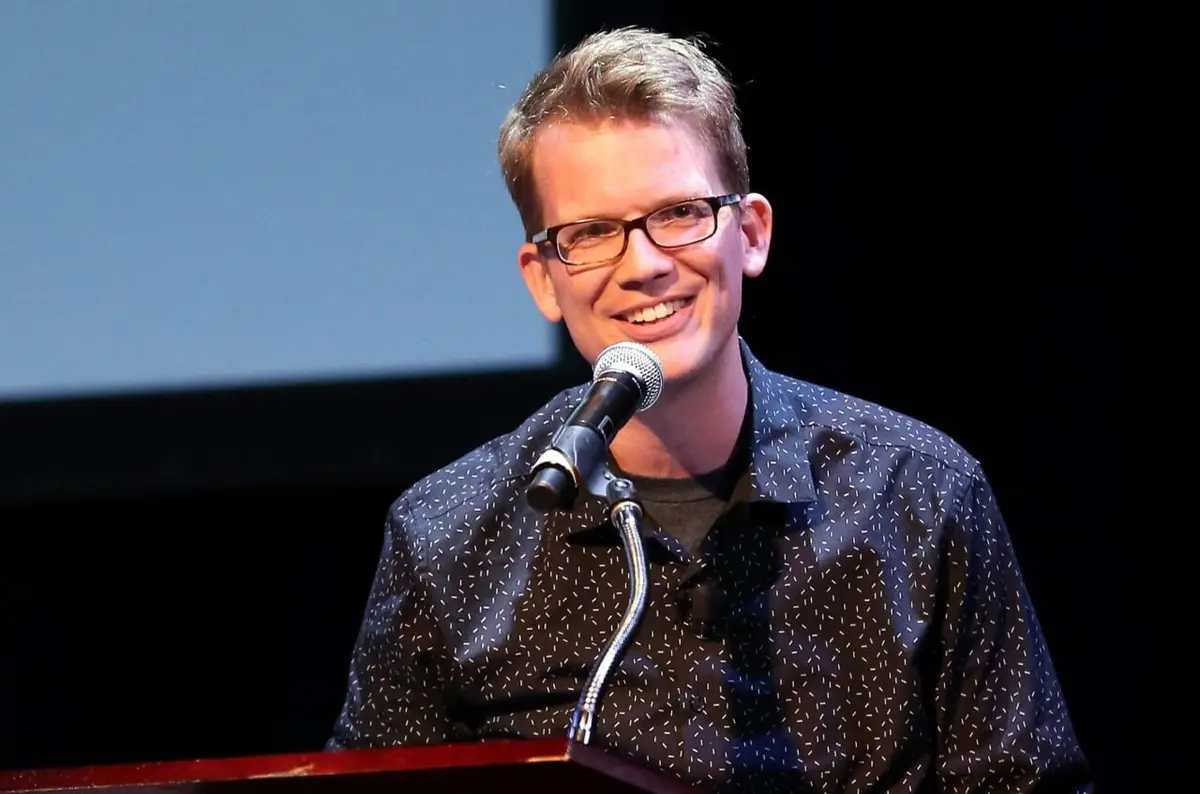 Creator Hank Green Faces Backlash Over AI Use
