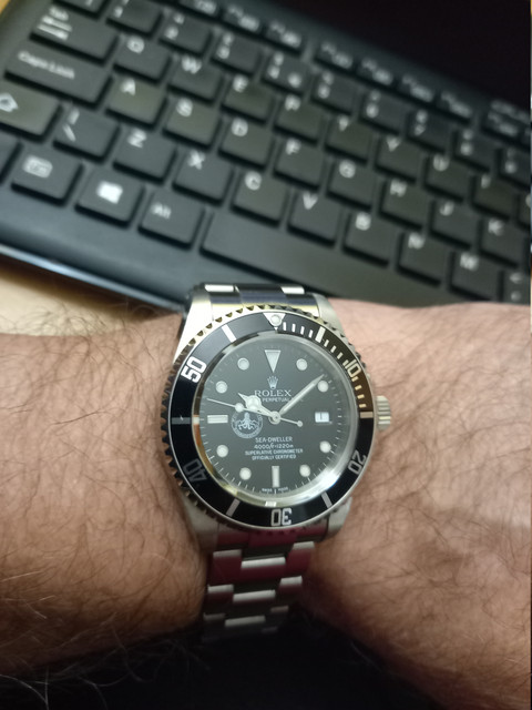 1000067136