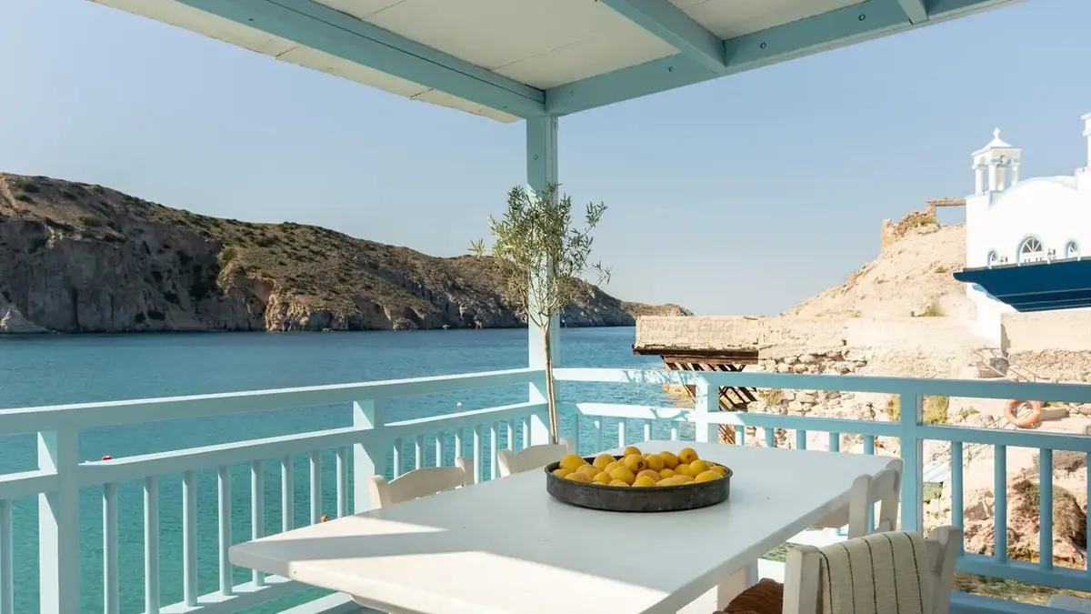 Top Greek Island Rentals to Book Now