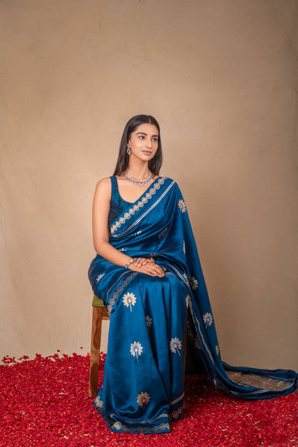 Meenakshi-Chaudhary-007-46.jpg