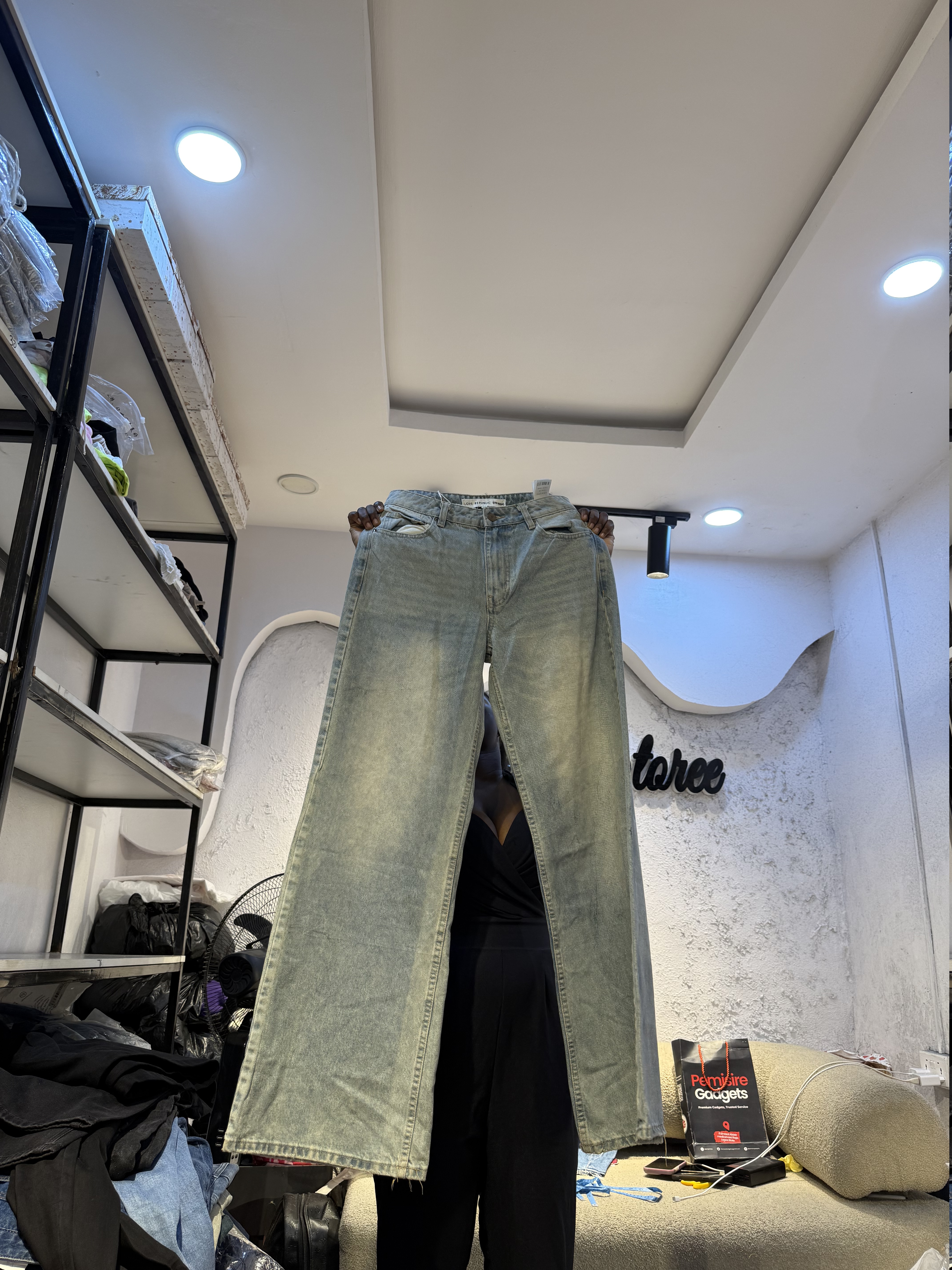 Waist 30