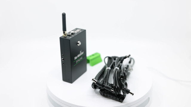 07 unit and cables.jpg