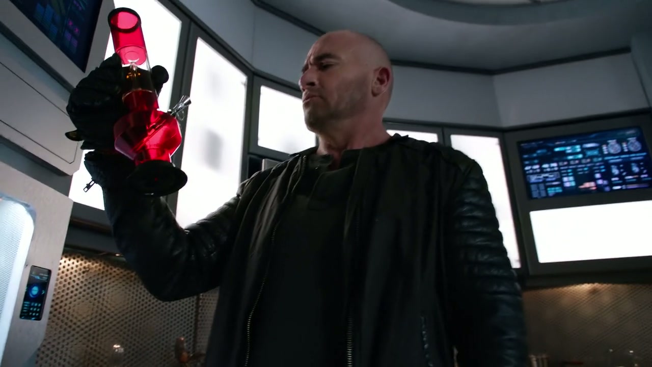 DC's Legends of Tomorrow Screenshot