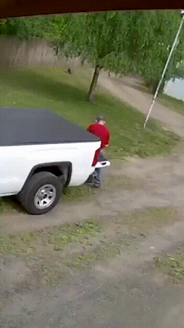 7380828