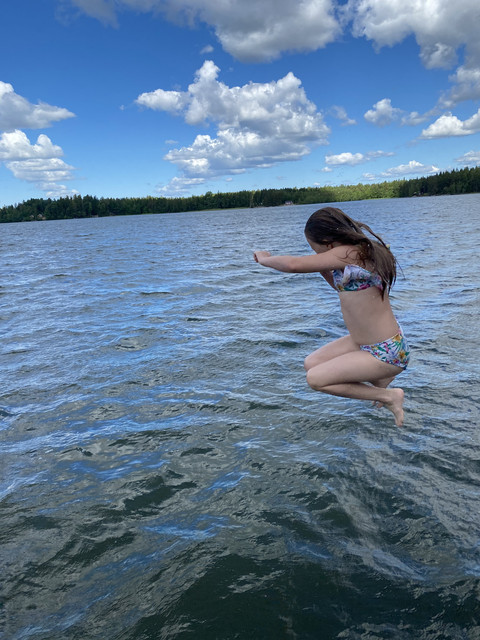 81-DCB696-7092-482-E-9-C45-082142-A54544