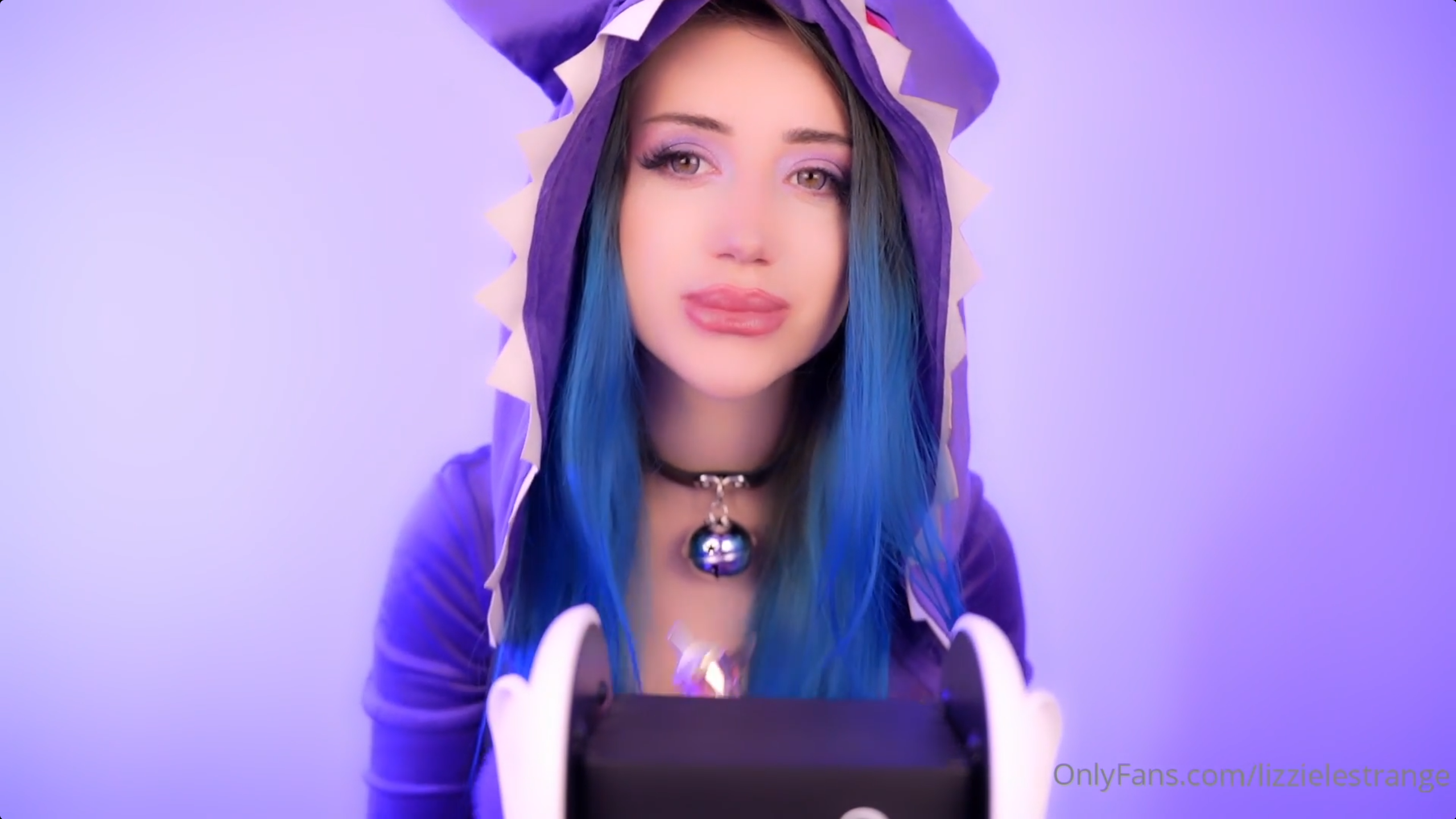 Mouthsounds ASMR [ Lizzielestrange ]