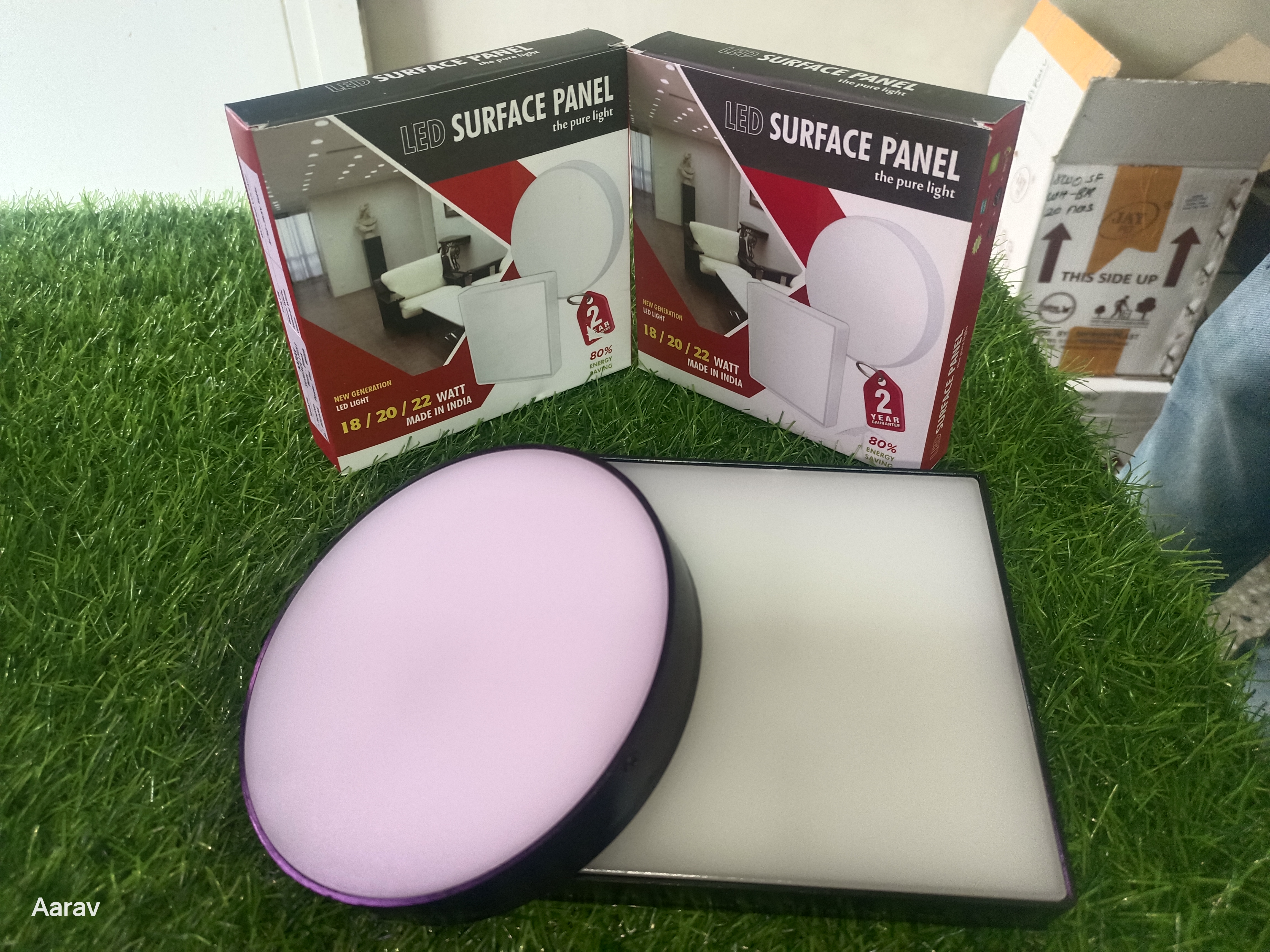 12w bk body sq wh surface panal — Ohrim wholesale price 260