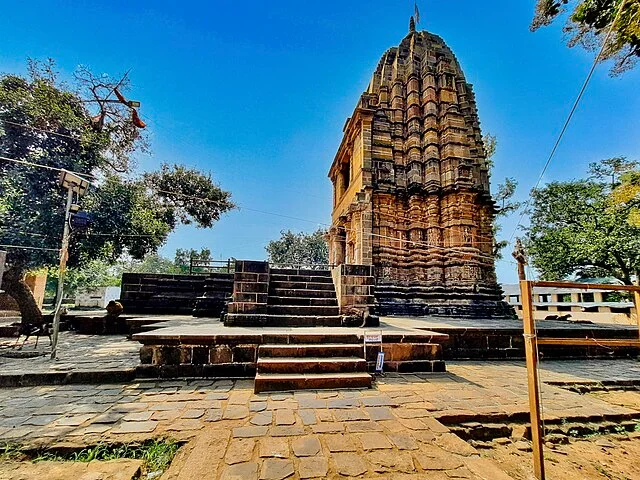 Gauri Somnath Temple.webp