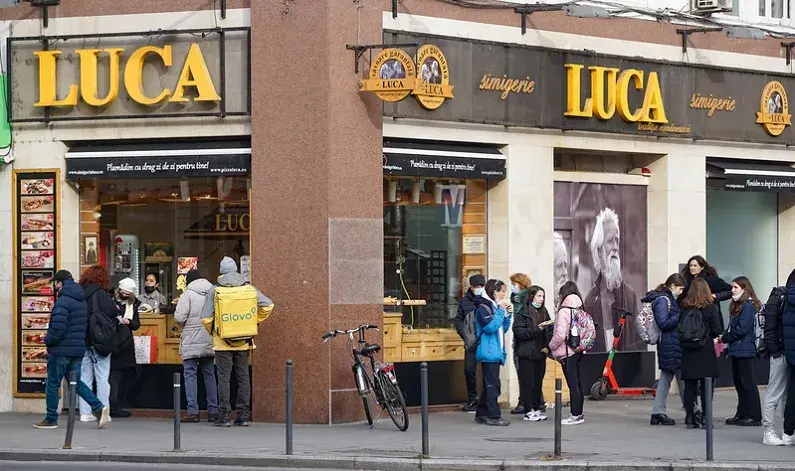 Luca ajunge la 200 de locații în România și Polonia