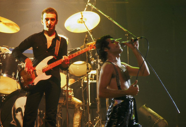 Queen80.jpg