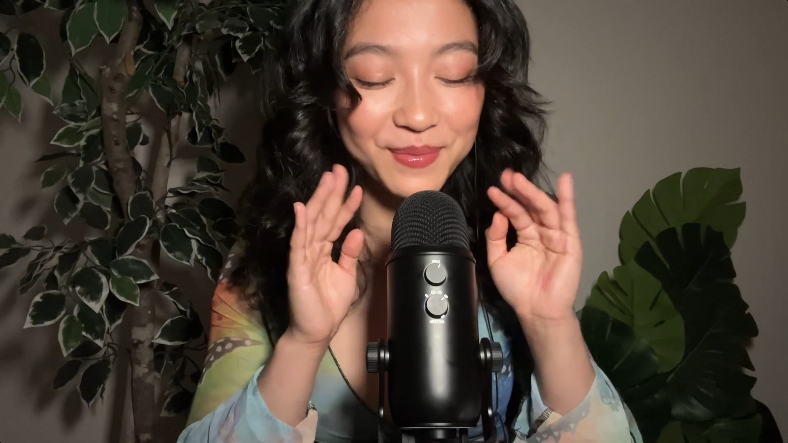 Triggers ASMR [ Cloud Crystal ]
