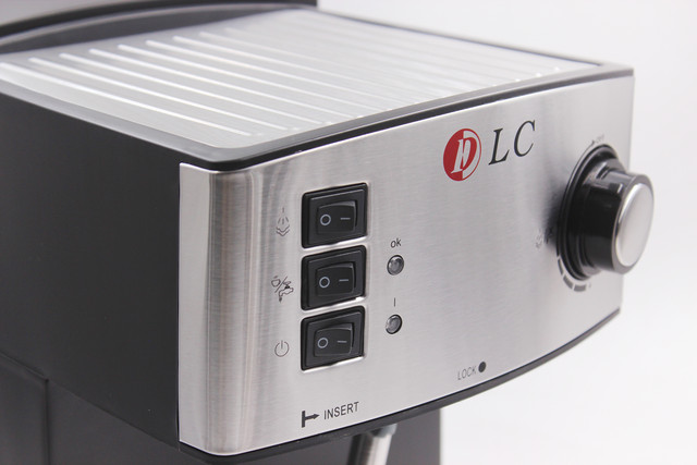 BA060C.jpg