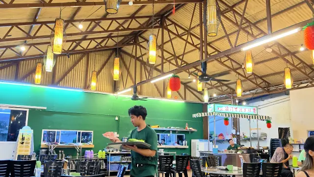 三公炭火火锅6.webp