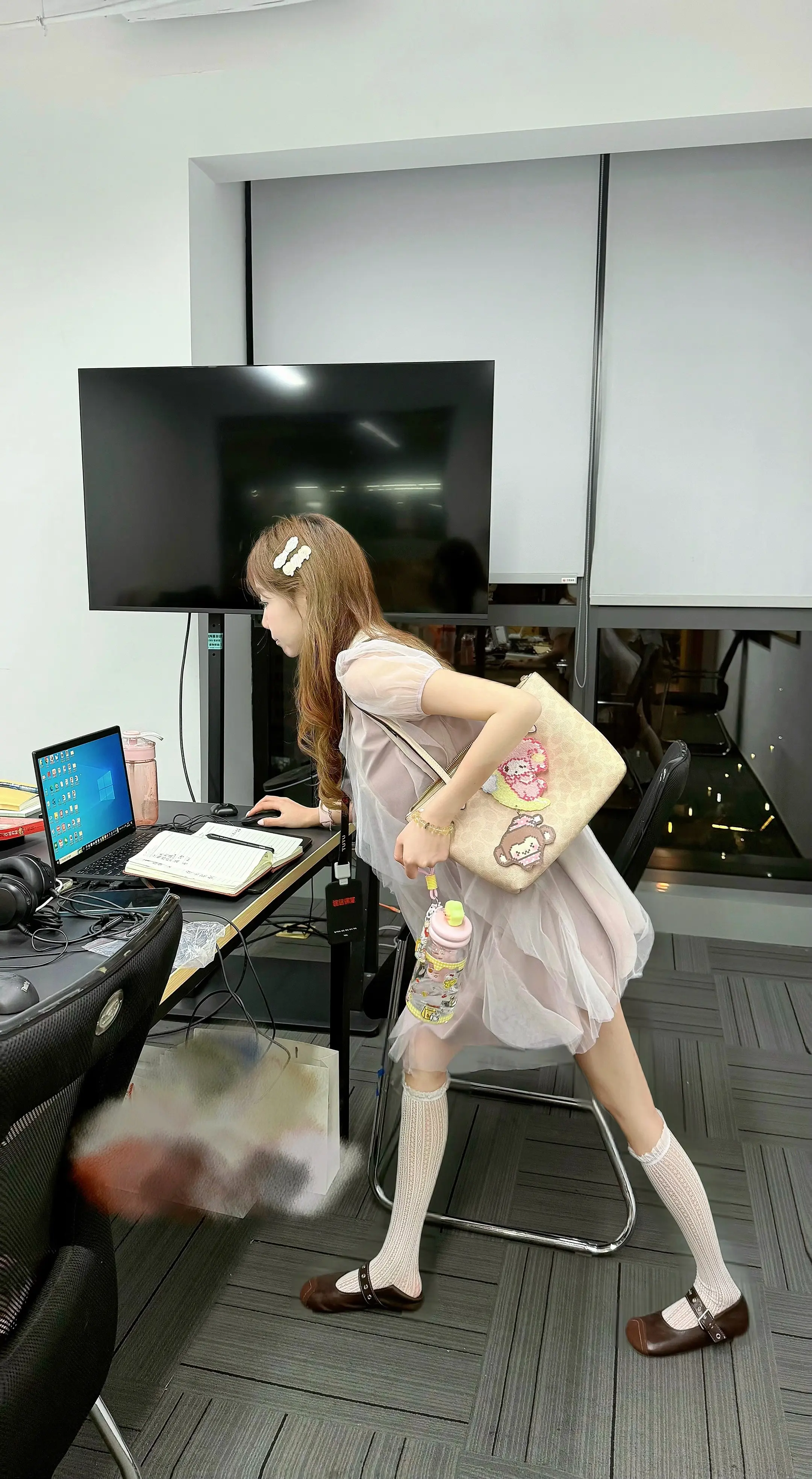 社員の…