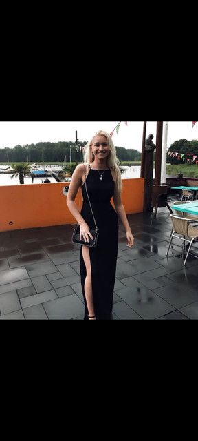 Sara-1.jpg