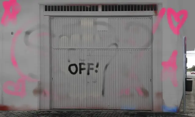 Graffiti artwork by Hooliganasr1927