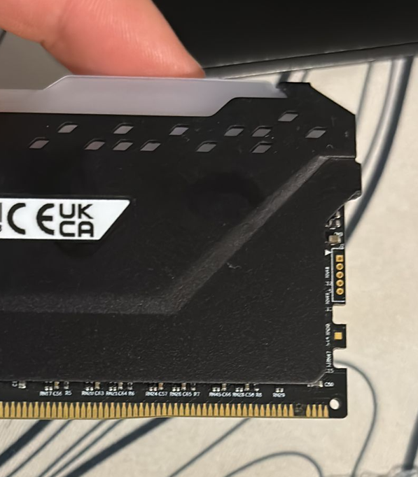 https://i.ibb.co/hxd5DX1t/DDR4-03.png