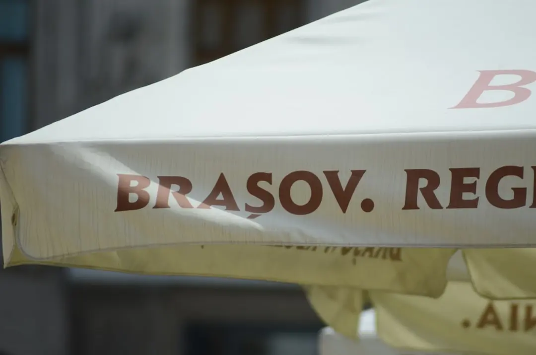 Dragostea Leului, sub lupa Lunii Pline: Pasiune și Dramă în August