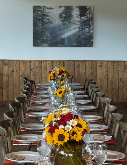 Kitchen and dining at Mountain Meadows chalet Long Eddy NY