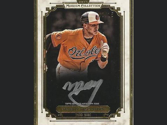 2015 Topps Museum Collection Manny Machado Gold Frame Autograph /15.png