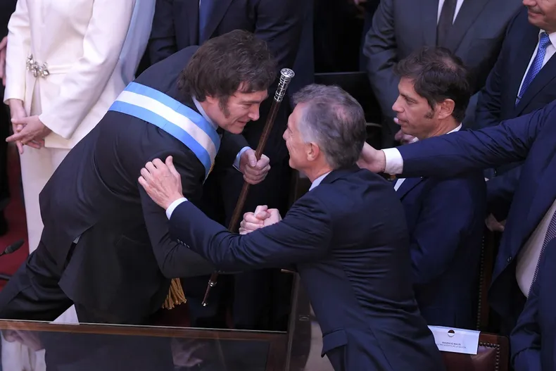 javier-milei-y-mauricio-macri.webp