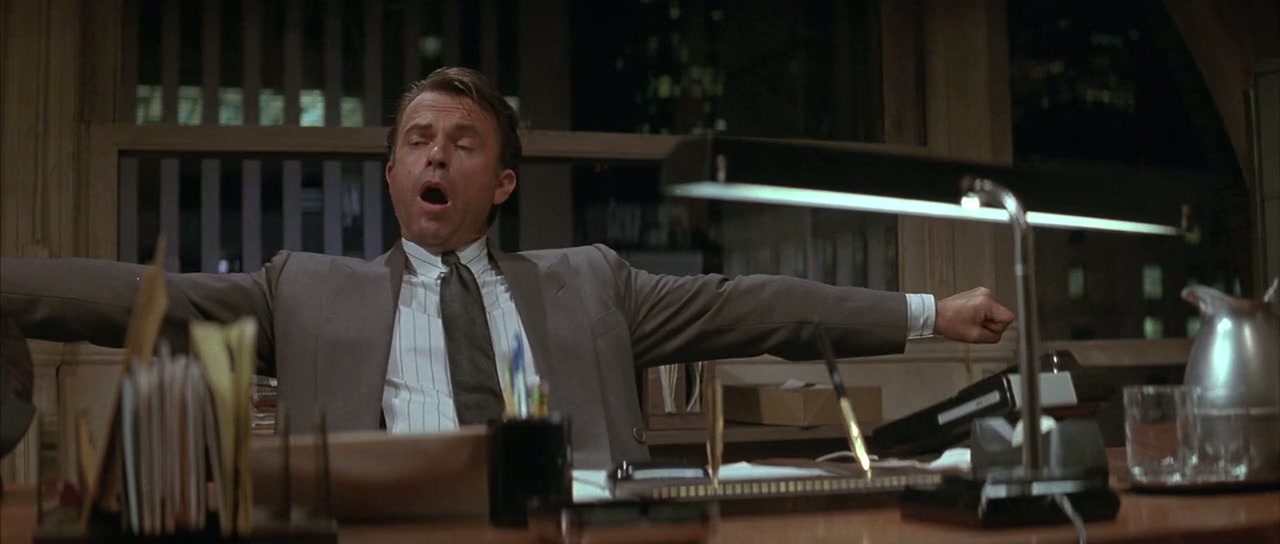 Memoirs of an Invisible Man Screenshot