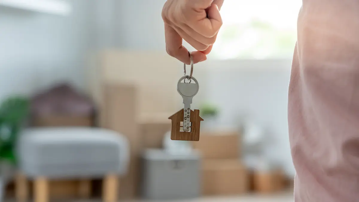 Proprietarii de apartamente riscă să intre în bucluc dacă pătrund în locuință fără acordul chiriașilor