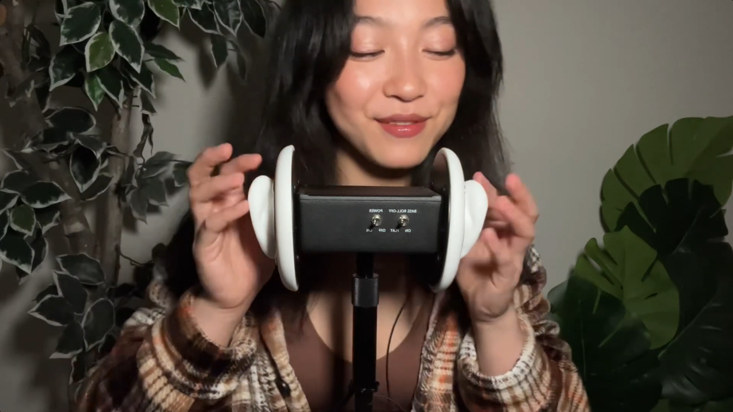 Triggers ASMR [ Cloud Crystal ]