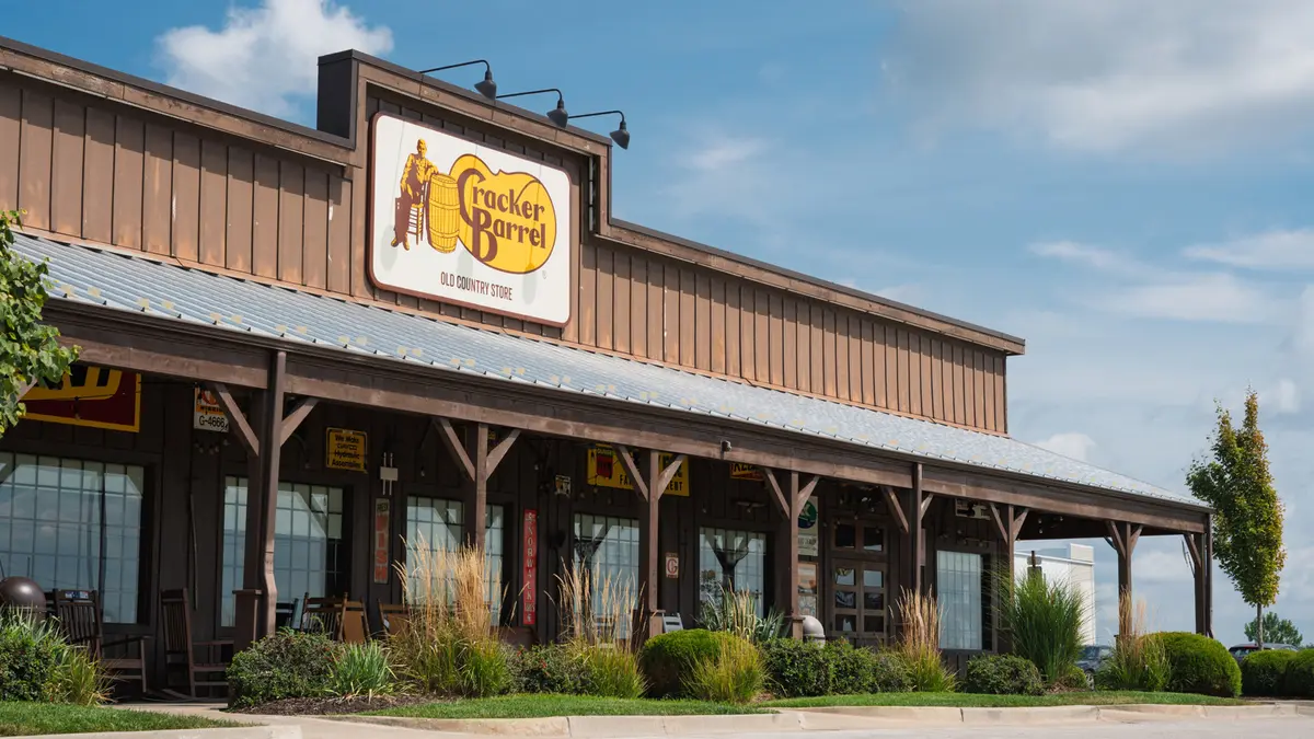 Fans Long for Cracker Barrel's Discontinued 90s Steak Dinner