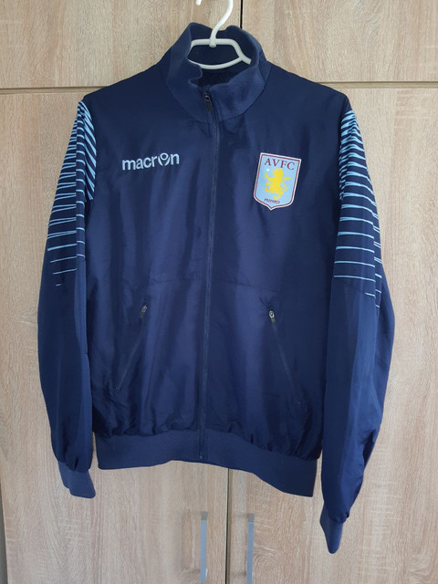 villa-jacket-Macron.jpg