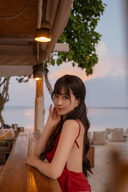 09