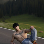 Adonis 01 74