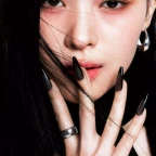 ryu jin itzy 1370644