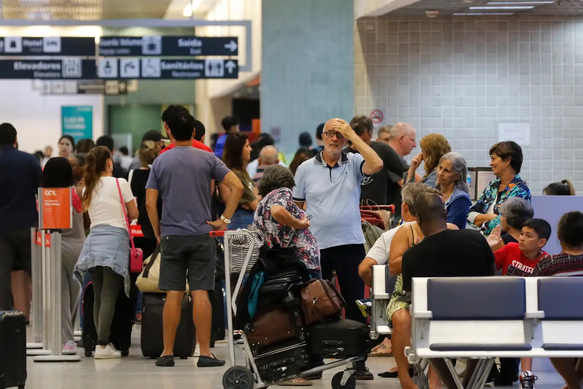 United Airlines Faces Major Disruptions After Nationwide Tech Failure