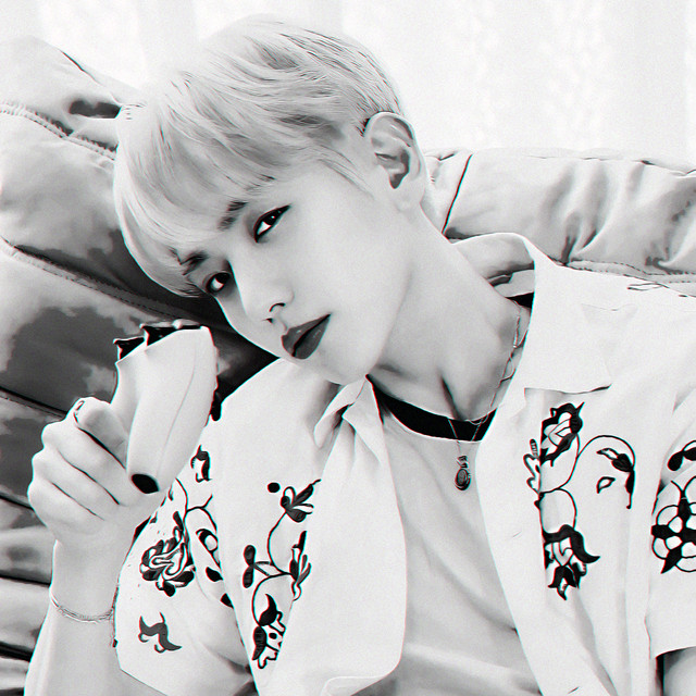BAEKHYUN02.jpg