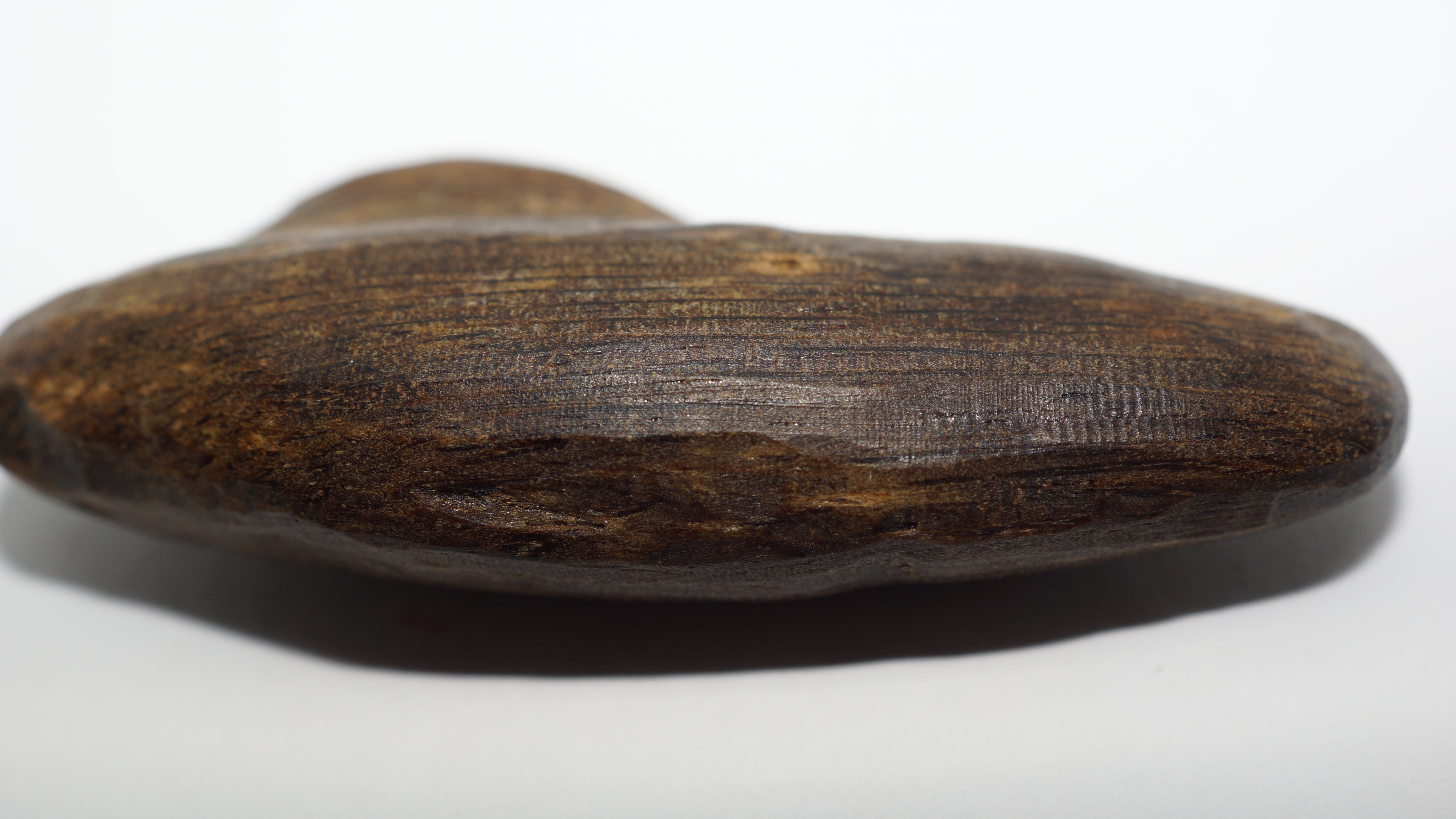 [Ouddict.com] Oud Wood