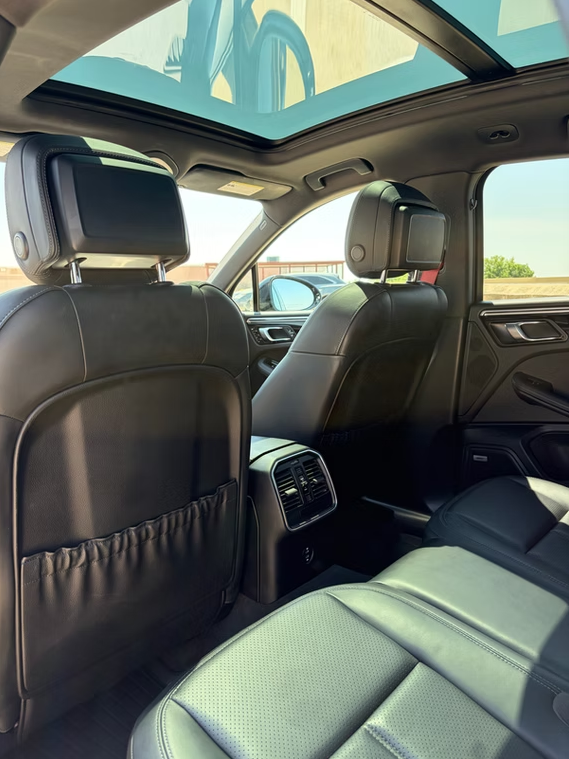 Porsche Macan photo 7