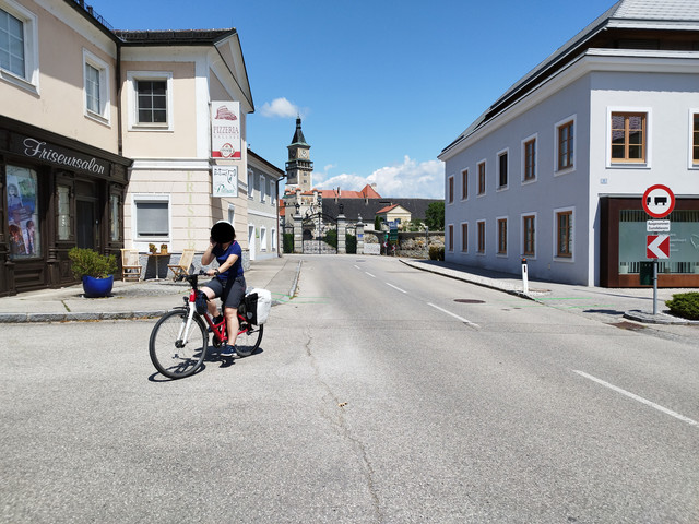 DIA 6. Sankt Pantaleon a Grein. Jueves 6 de julio - Ruta en bici del Danubio- julio 2023 (10)