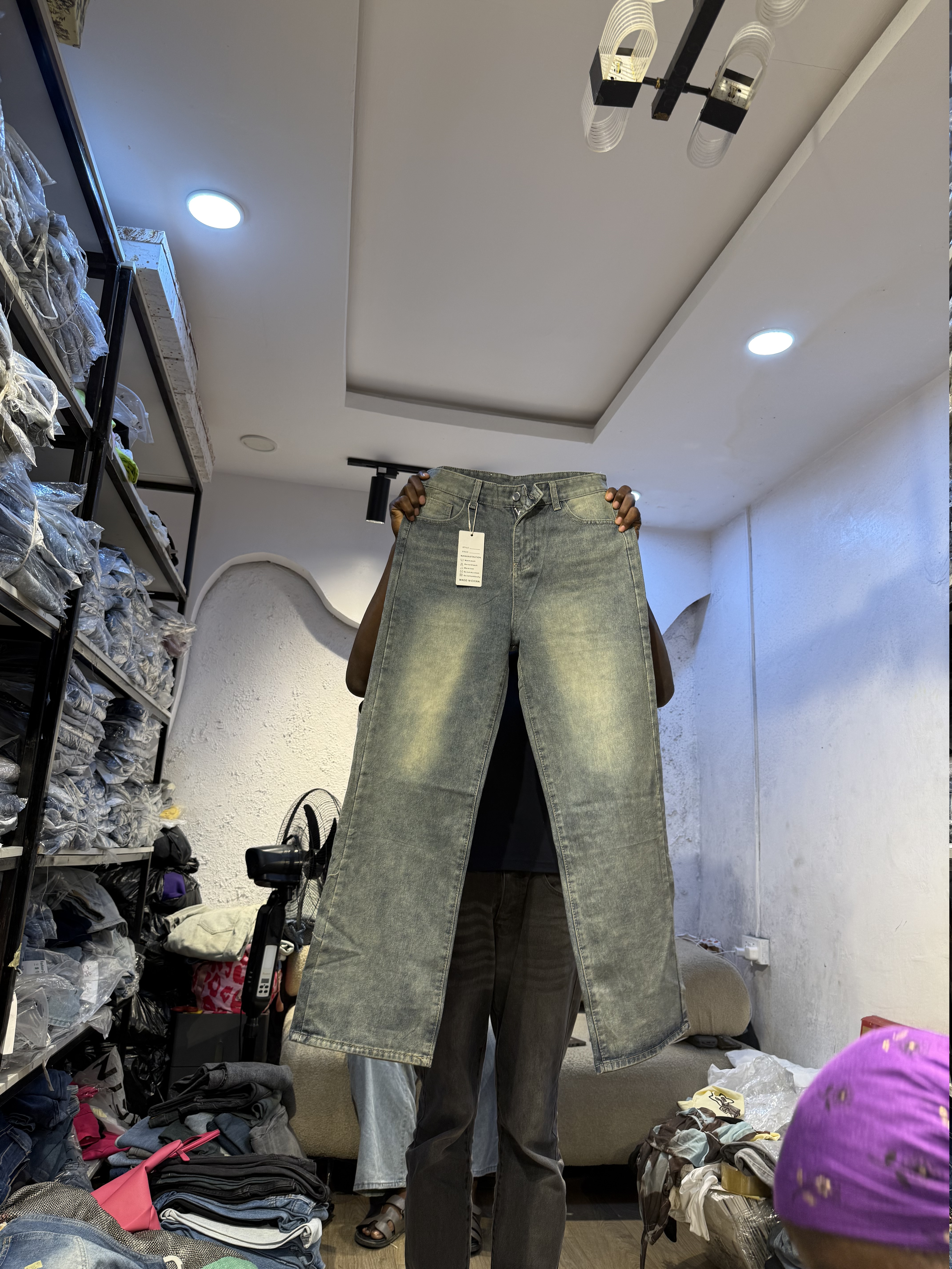 Waist 32
